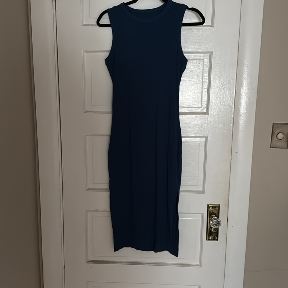NWOT Elegant Navy Blue Sleeveless Dress - Picture 4 of 8
